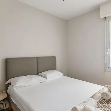 Apartman Porte Royale Avec Parking - Welkeys La Rochelle